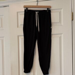 Vuori Black Relaxed Joggers